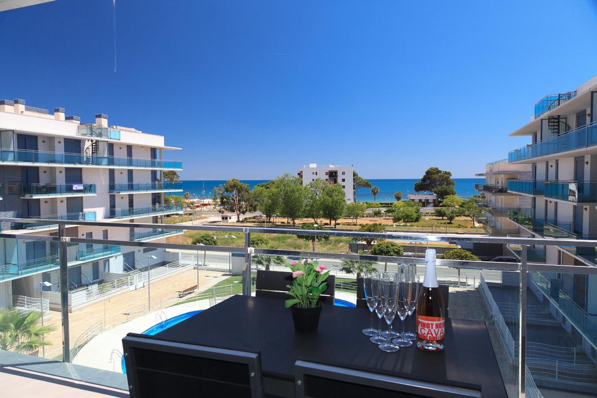 Uhc Mar Augusta Family Complex Cambrils Exterior foto