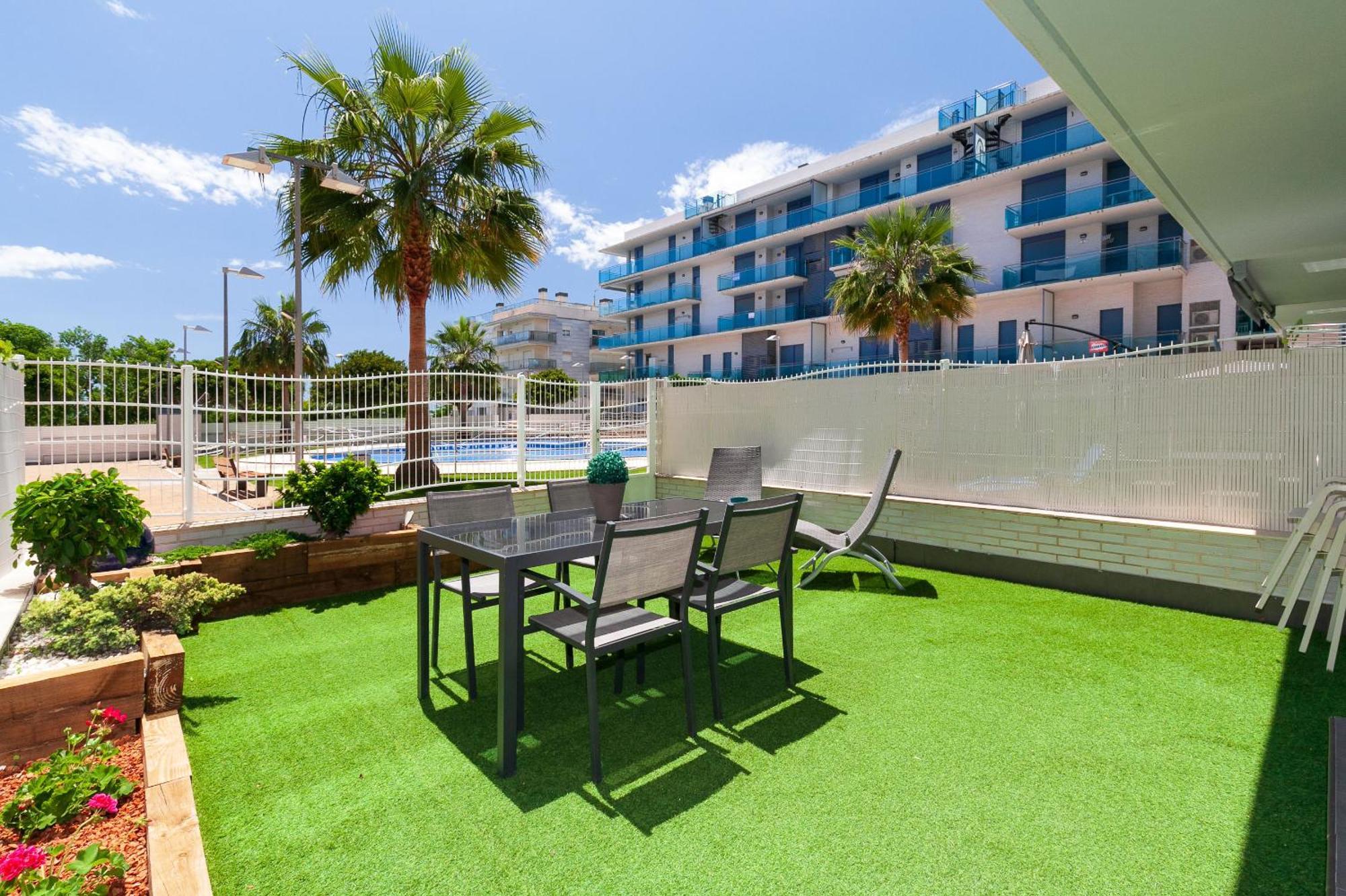 Uhc Mar Augusta Family Complex Cambrils Exterior foto